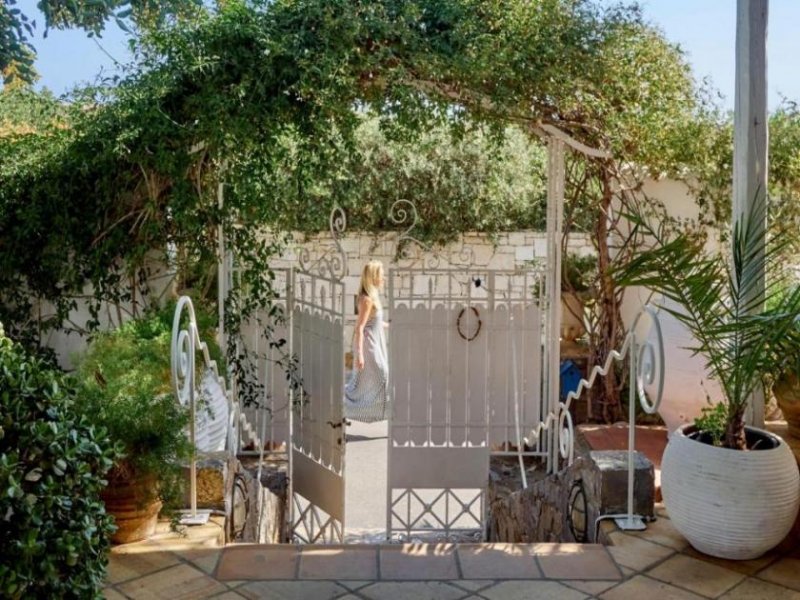 Koutouloufari Kreta, Koutouloufari: Hotel im Kykladenstil mit 13 Apartments, Pool, Garten und Café / Bar zu verkaufen Gewerbe kaufen